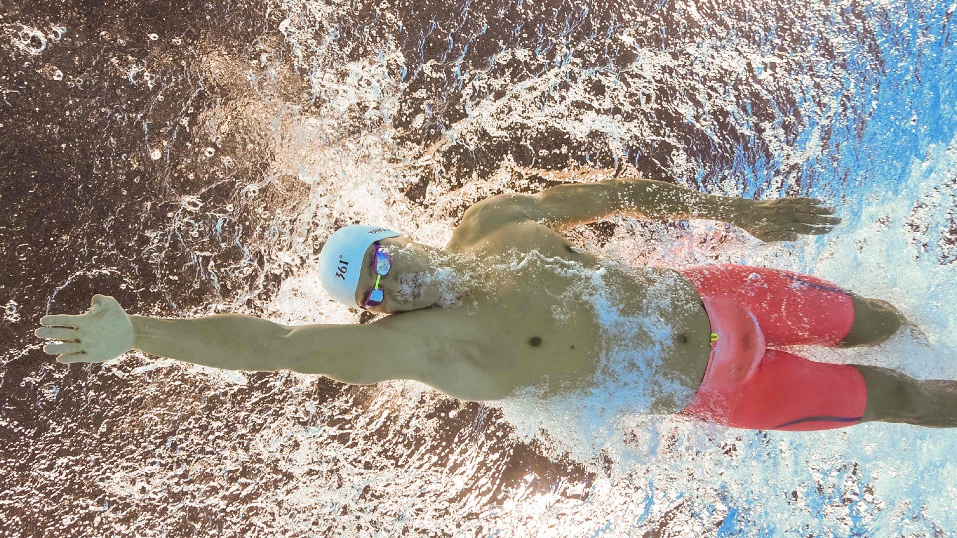 乐鱼体育地址-女子接力交接顺畅 成果渐显，女子接力视频