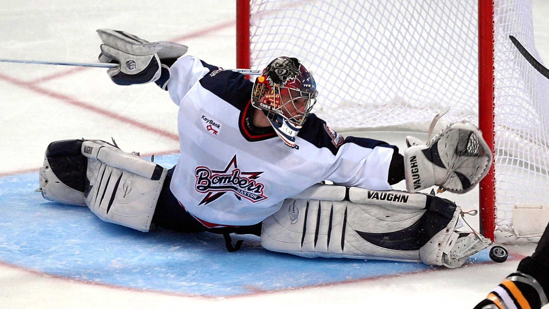 乐鱼体育app官方入口-篮网训练服饰设计获时尚博主好评，nba篮网队训练服